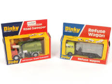 Lot 263 - DINKY TOYS (GB) (2)