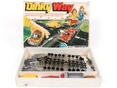 Lot 258 - DINKY TOYS (GB) (1)