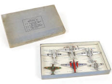 Lot 275 - DINKY TOYS (GB) (1)