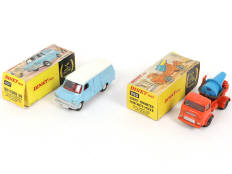 Lot 285 - DINKY TOYS (GB) (2)
