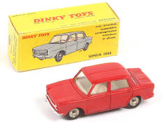 Lot 305 - DINKY TOYS (FRANCE) (1)