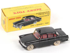 Lot 311 - DINKY TOYS (FRANCE) (1)