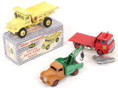 Lot 293 - DINKY TOYS (GB) (3)