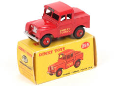 Lot 275 - DINKY TOYS (GB) (1)