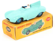 Lot 274 - DINKY TOYS (GB) (1)