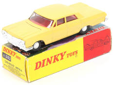 Lot 295 - DINKY TOYS (GB) (1)
