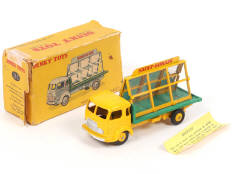 Lot 317 - DINKY TOYS (FRANCE) (1)