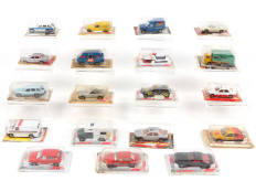 Lot 235 - MAJORETTE (FRANCE) (19)