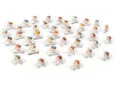 DIVERS (40)