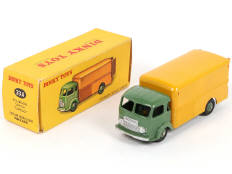 Lot 316 - DINKY TOYS (FRANCE) (1)