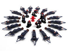 FIGURINES DIVERSES (25)