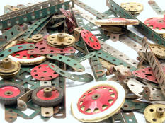 MECCANO (1)