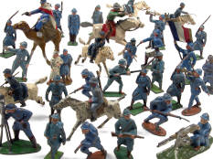 FIGURINES DIVERSES (44)
