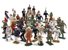 FIGURINES DIVERSES (43)
