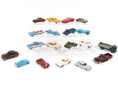 DINKY TOYS (19)