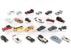 Lot 124 - DIVERS (24)