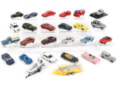 Lot 138 - DIVERS (26)