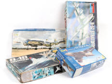 Lot 27 - DIVERS (4)