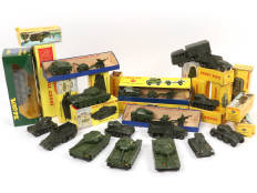 DINKY TOYS (17)