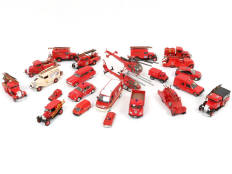 Lot 199 - DIVERS (23)