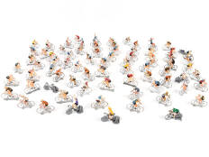 Lot 20 - DIVERS (40)