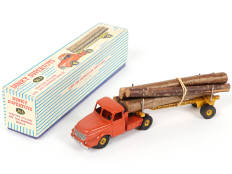Lot 252 - DINKY TOYS (FRANCE) (1)