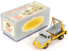 Lot 251 - DINKY TOYS (FRANCE) (1)