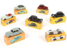 Lot 264 - DINKY TOYS (FRANCE) (7)