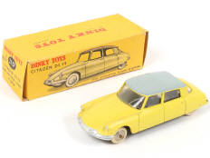 Lot 222 - DINKY TOYS (FRANCE) (1)