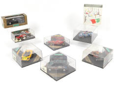 Lot 83 - DIVERS (7)