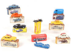 Lot 89 - DIVERS (9)