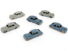 Lot 261 - DINKY TOYS (FRANCE) (6)
