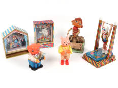 Lot 128 - DIVERS (6)