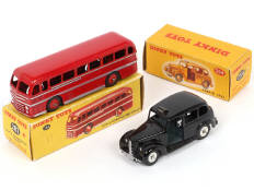 Lot 325 - DINKY TOYS (GB) (2)