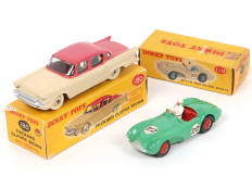 Lot 324 - DINKY TOYS (GB) (2)