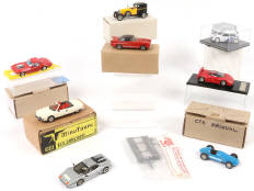 Lot 63 - DIVERS (8)
