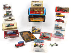 Lot 128 - DIVERS (21)