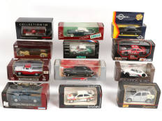 Lot 93 - DIVERS (12)