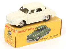 Lot 287 - DINKY TOYS (FRANCE) (1)