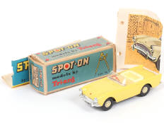 Lot 82 - SPOT-ON (GB) (1)