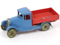 Lot 159 - DINKY TOYS (GB) (1)