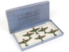 Lot 244 - DINKY TOYS (GB) (1)