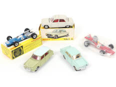 Lot 355 - DINKY TOYS (FRANCE) (5)