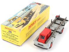Lot 333 - DINKY TOYS (FRANCE) (1)