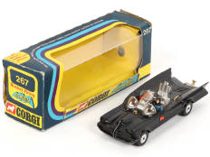 Lot 194 - CORGI TOYS (GB) (1)
