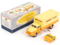 Lot 291 - DINKY TOYS (GB) (1)