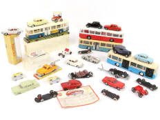 Lot 109 - DIVERS (28)