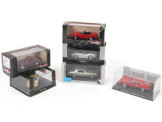 Lot 76 - DIVERS (6)