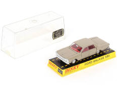 Lot 322 - DINKY TOYS (FRANCE) (1)