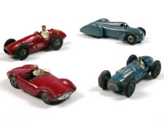 DINKY TOYS (FRANCE) (4)